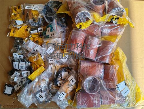 卡特彼勒777E礦用卡車(chē)最新的C32發(fā)動(dòng)機原廠(chǎng)零配件