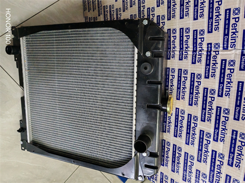 四缸珀金斯Perkins發(fā)動(dòng)機水箱