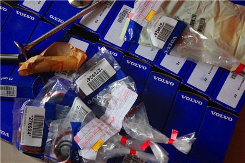 沃爾沃L150H裝載機沃爾沃D13E發(fā)動(dòng)機維修保養配件