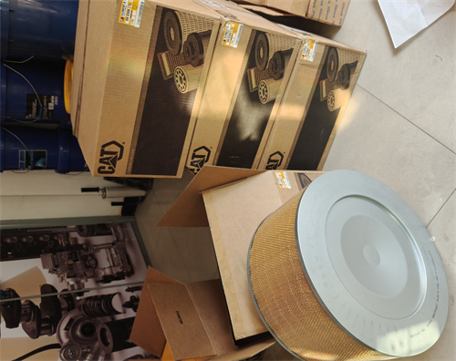 卡特彼勒CAT發(fā)動(dòng)機的“空氣衛士”：226 - 2779空氣濾清器