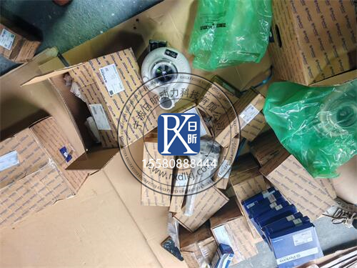 珀金斯404D-22發(fā)動(dòng)機：總成與零配件價(jià)格大揭秘