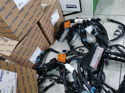 別再亂選！帕金斯Perkins1104S-44柴油機原廠(chǎng)配件全解析