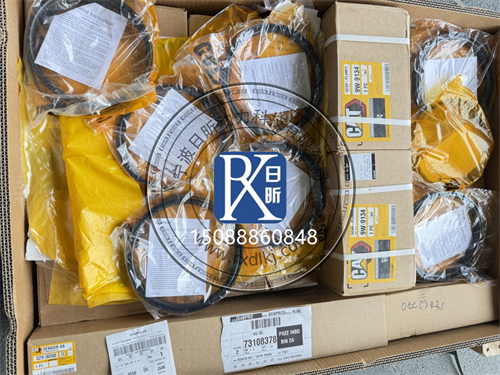 卡特挖掘機C4.4發(fā)動(dòng)機四配套：工程機械的核心密碼