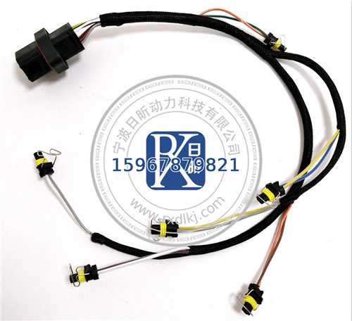 探秘CAT發(fā)動(dòng)機的“神經(jīng)脈絡(luò )”：388-6817 CAT線(xiàn)束