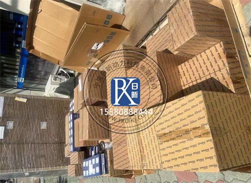 特雷克斯TLB820裝載機珀金斯發(fā)動(dòng)機，這些保養維修干貨你必須知道！