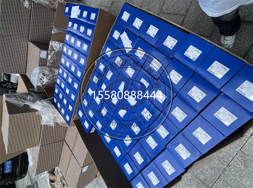 工程機械配件大揭秘：珀金斯柴油機原裝進(jìn)口，廠(chǎng)價(jià)直銷(xiāo)的寶藏庫